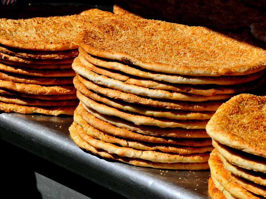 新疆最让人难忘的美食有哪些?本地人推荐这8种,来了没吃太遗憾