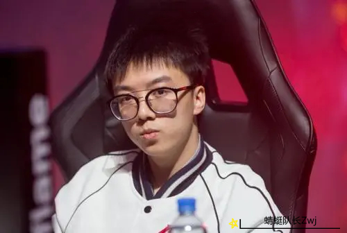 dota2:xiao8直播爆输给rng的原因,顺便吐槽inflame:搞我心态!