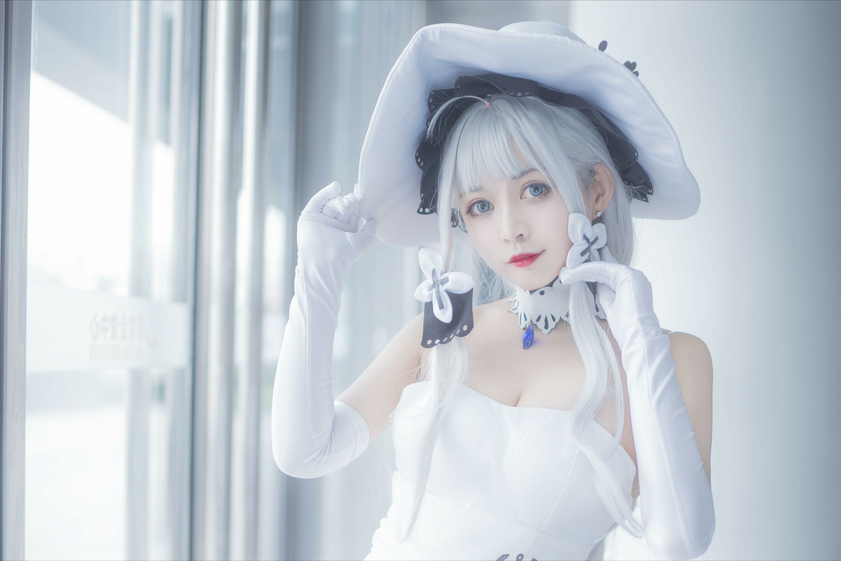 广州12岁女孩被数人起哄猥亵,跪地脖子上戴项圈,更多内幕曝光!