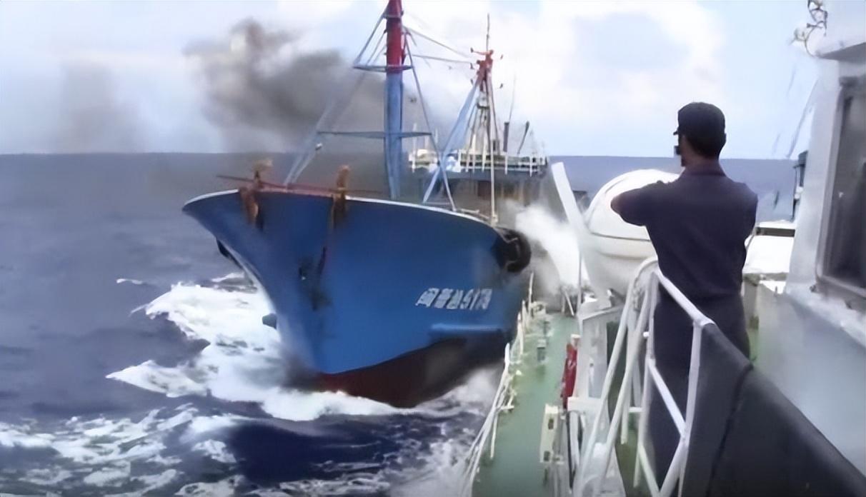 闽晋渔5179事件:日本海保大喊别过来!中国渔民大喊"小鬼子"