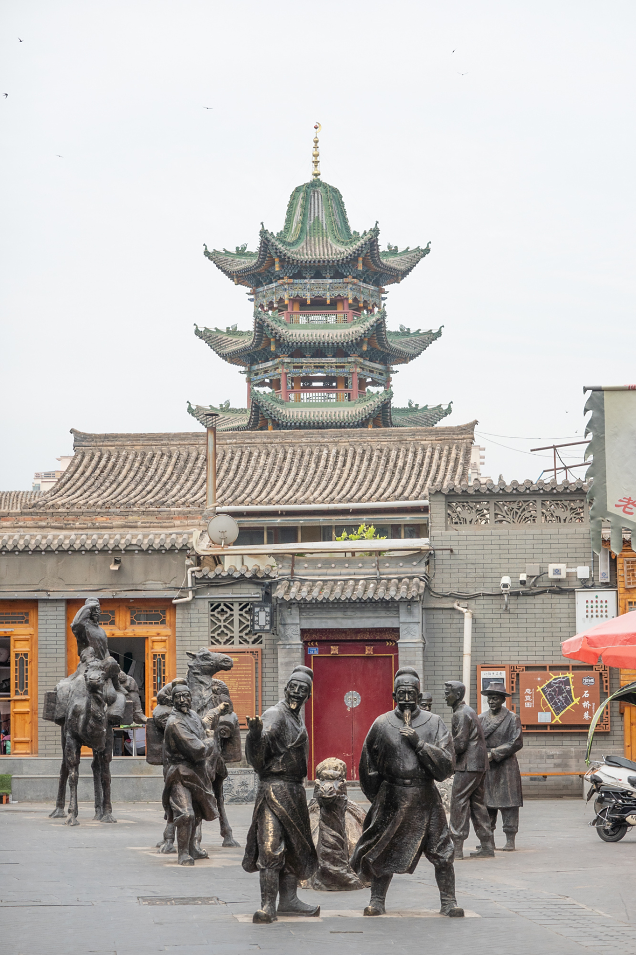 甘肃最特别的街巷,曾经红极一时,如今不收门票却鲜有游客来打卡