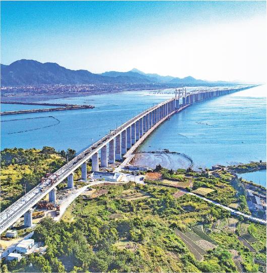 湄洲岛建跨海大桥图片