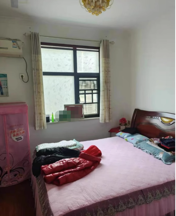 5千多,正地铁口,洋湖湿地公园:洋湖景园法拍房!