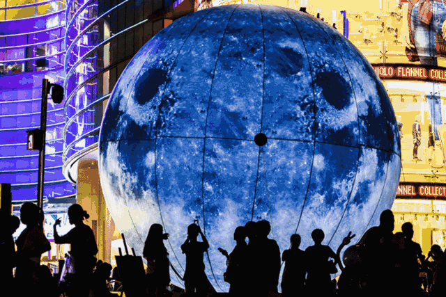 汉中新晋网红打卡地惊现"巨型月亮",朋友圈都要刷爆了!