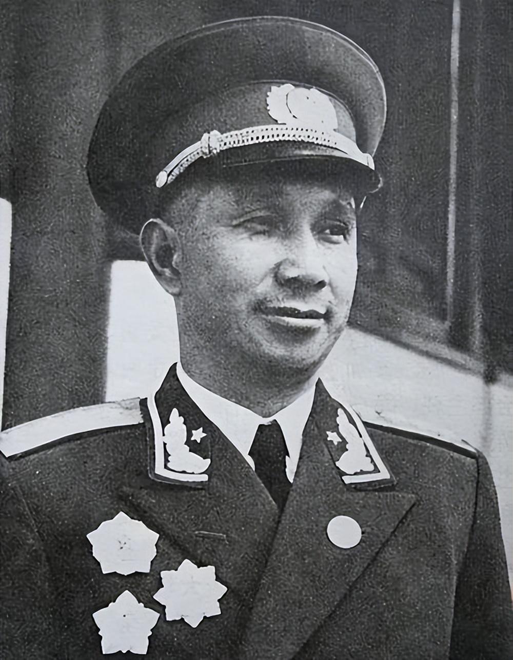 开国大将之首的粟裕,为何在1958年就被撤职?临终遗言令人泪目