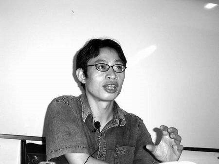 汶川地震丢下学生逃跑的北大才子"范跑跑",13年过去了怎样了?