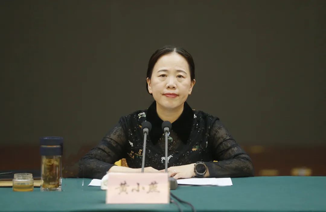 西湖区召开2021"转作风 优环境"活动年领导小组第三次专题调度会议