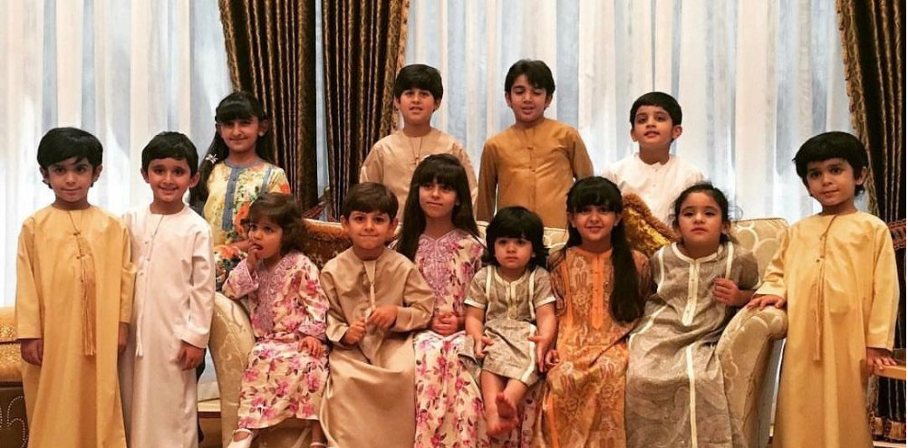 39岁迪拜哈曼丹王子婚后生活美滋滋:又是晒车,又是晒娃,惹人妒