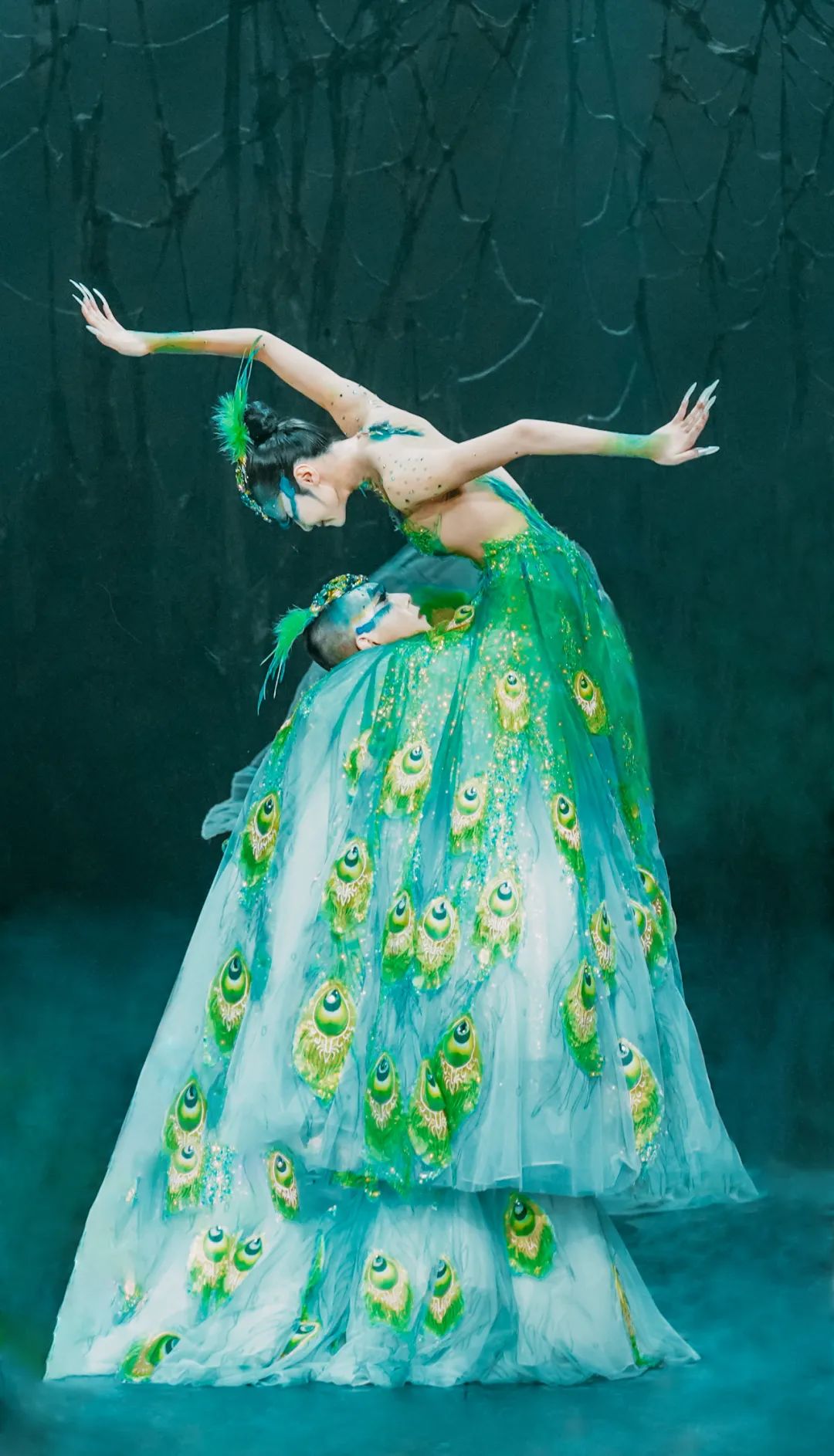 杨丽萍作品·舞剧《孔雀》2023全国巡演即将翩然而至!