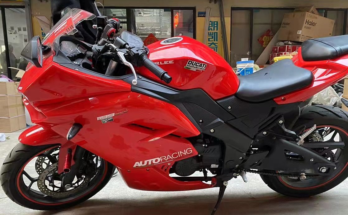 「地平线大赏」乐途蛟龙200!8000多的地平线仿赛车怎么样?