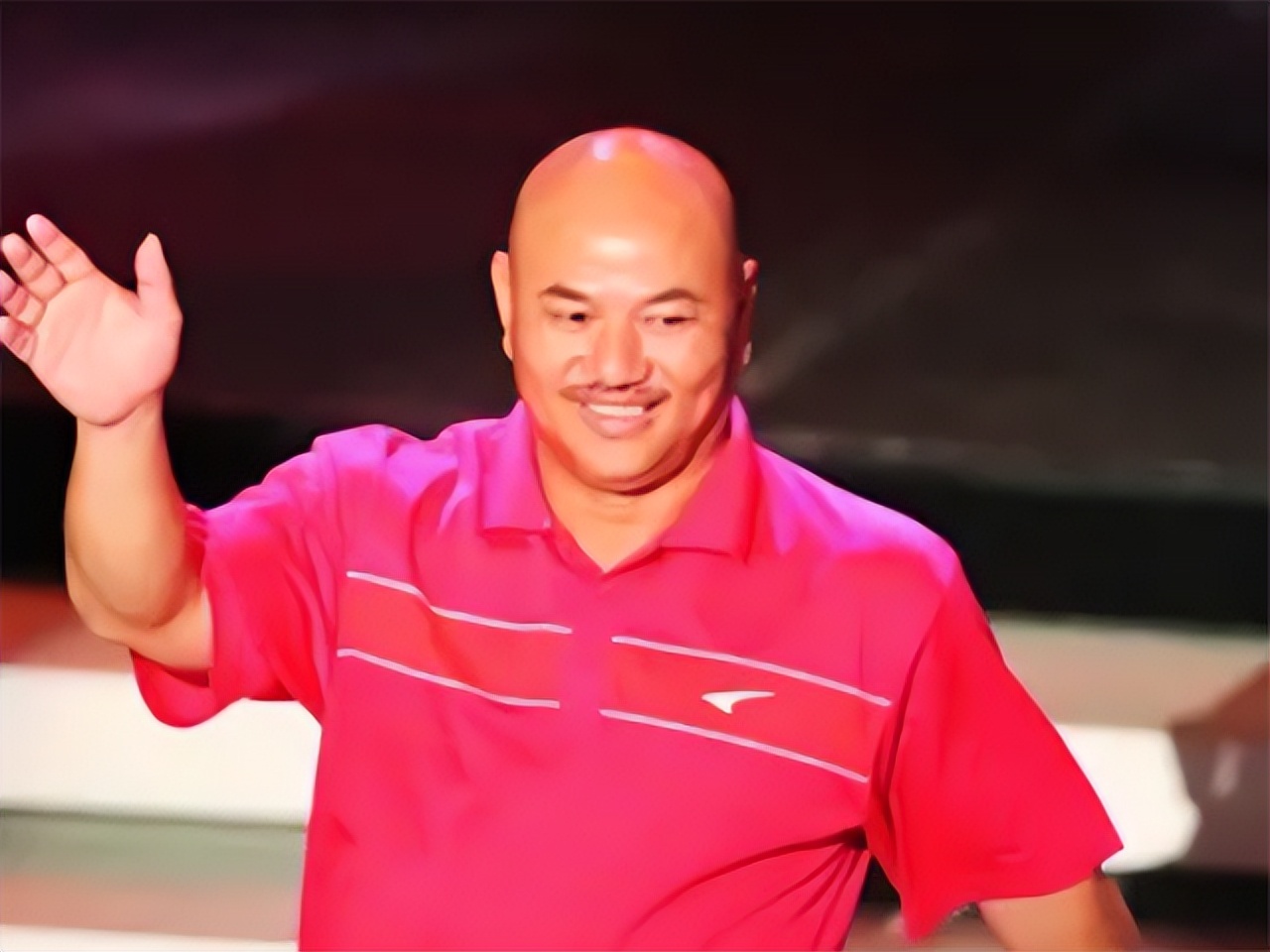 86年足坛名将赵达裕因断腿退役,2年后携妻入日籍,54岁肝癌离世