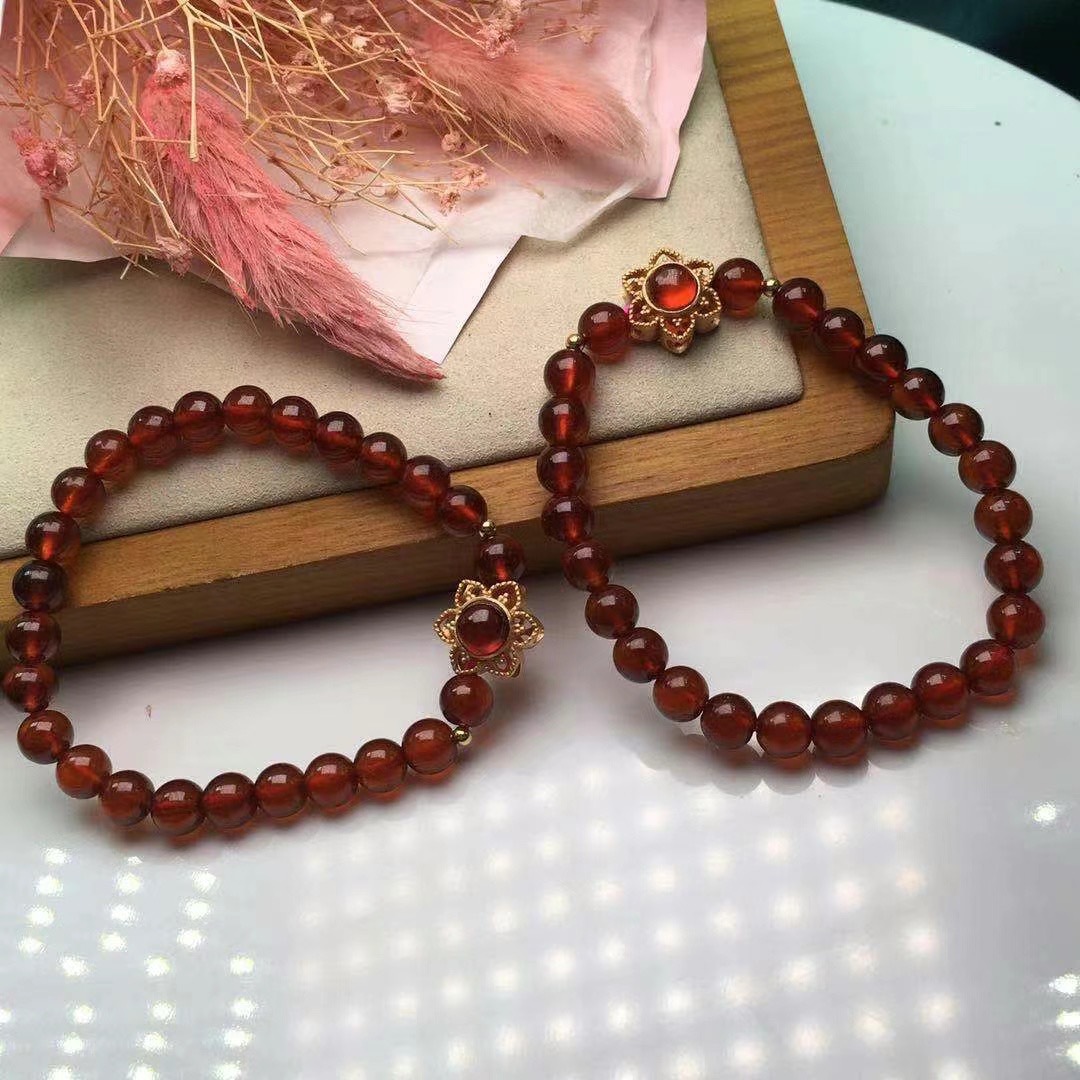 紫牙乌石榴石的功效与作用