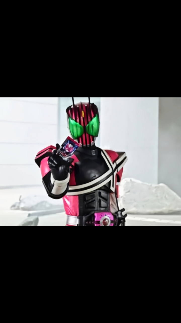 今日签到,假面骑士decade来了-度小视