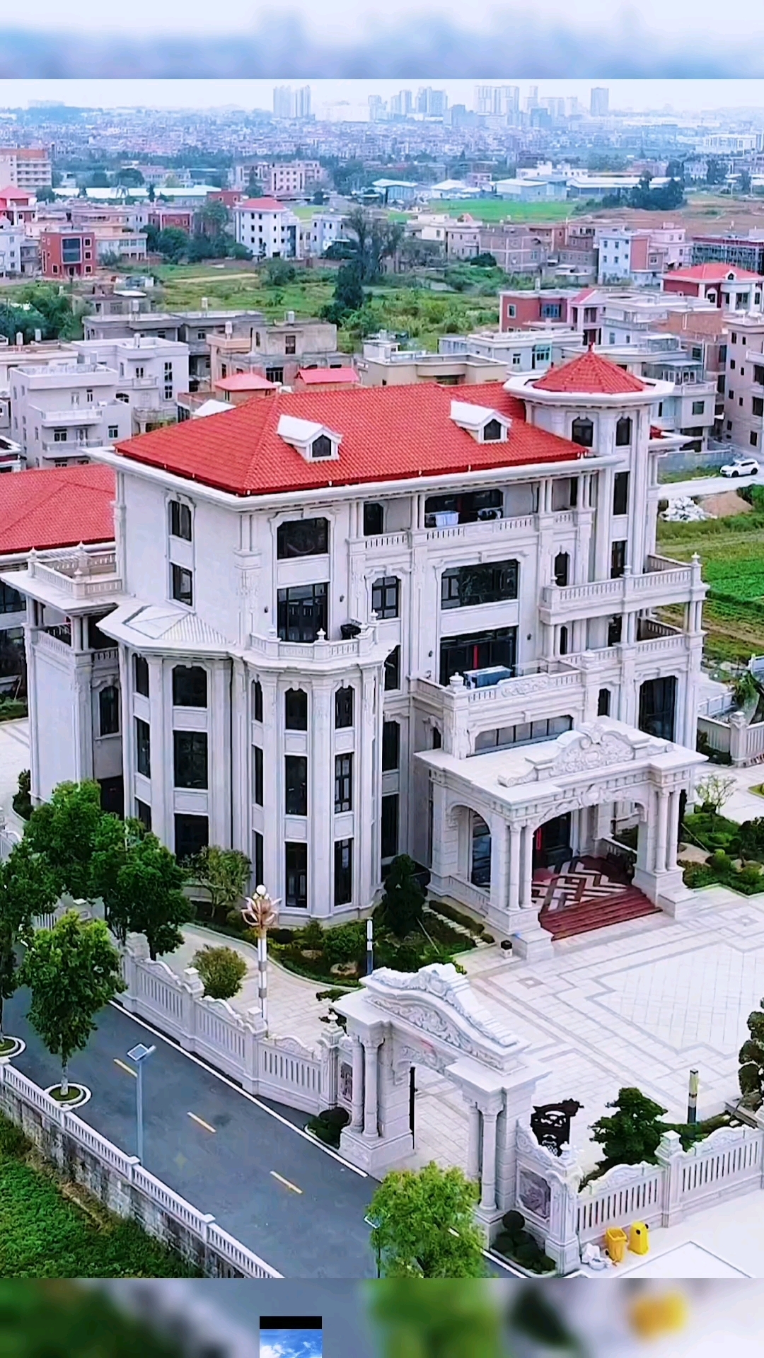 福建土豪千万石材豪宅曝光,看完才懂什么叫别墅界天花板