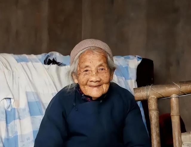 人老了,不在于运动,不在于喝水,过了60,请记住"6条"长寿准则