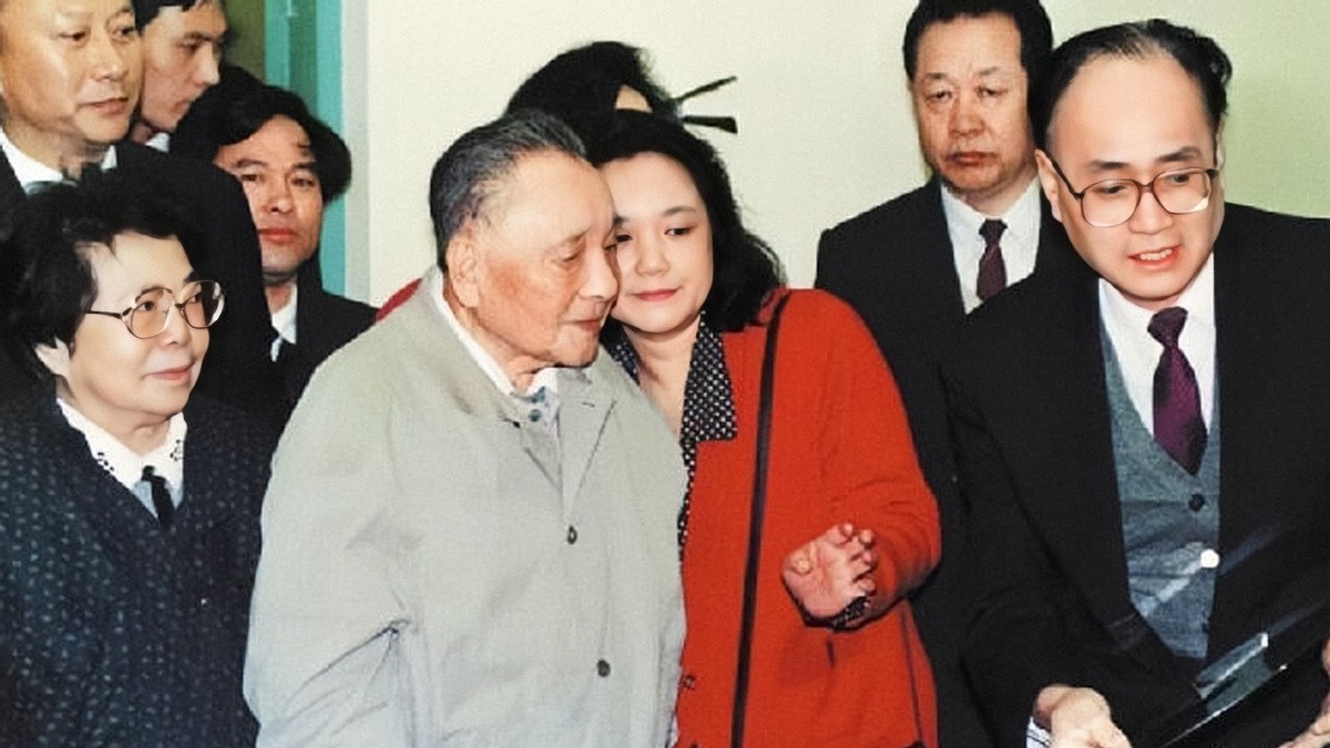 92年邓公南巡,在深圳接见一企业老总,笑道:你是叶家老二吧?