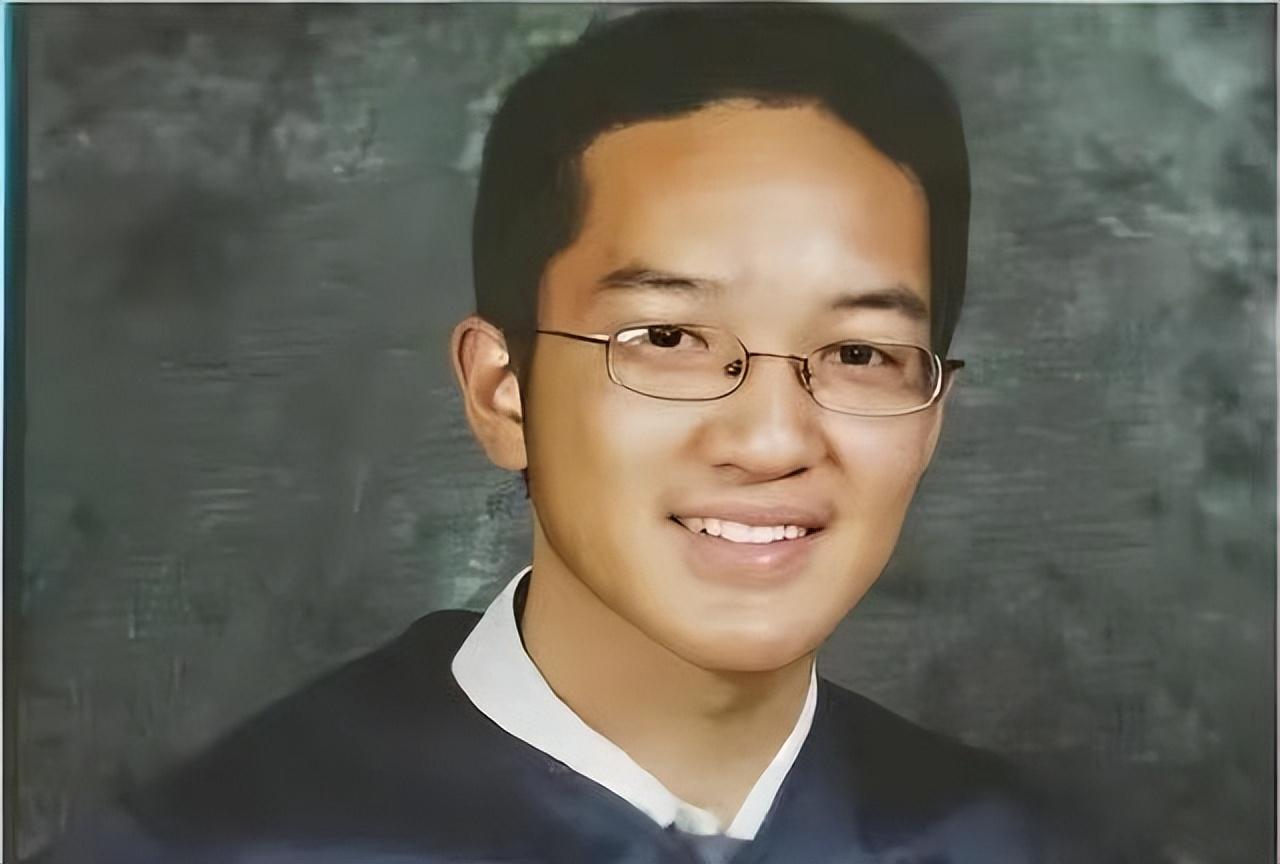 2011年,华裔少年陈宇晖加入美国军队,却在军营被虐待而死