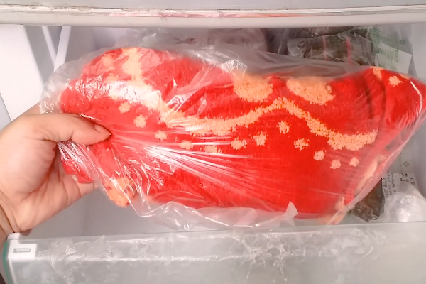 衣服太紧不再是问题!这些窍门帮你让衣服重新变得宽松!