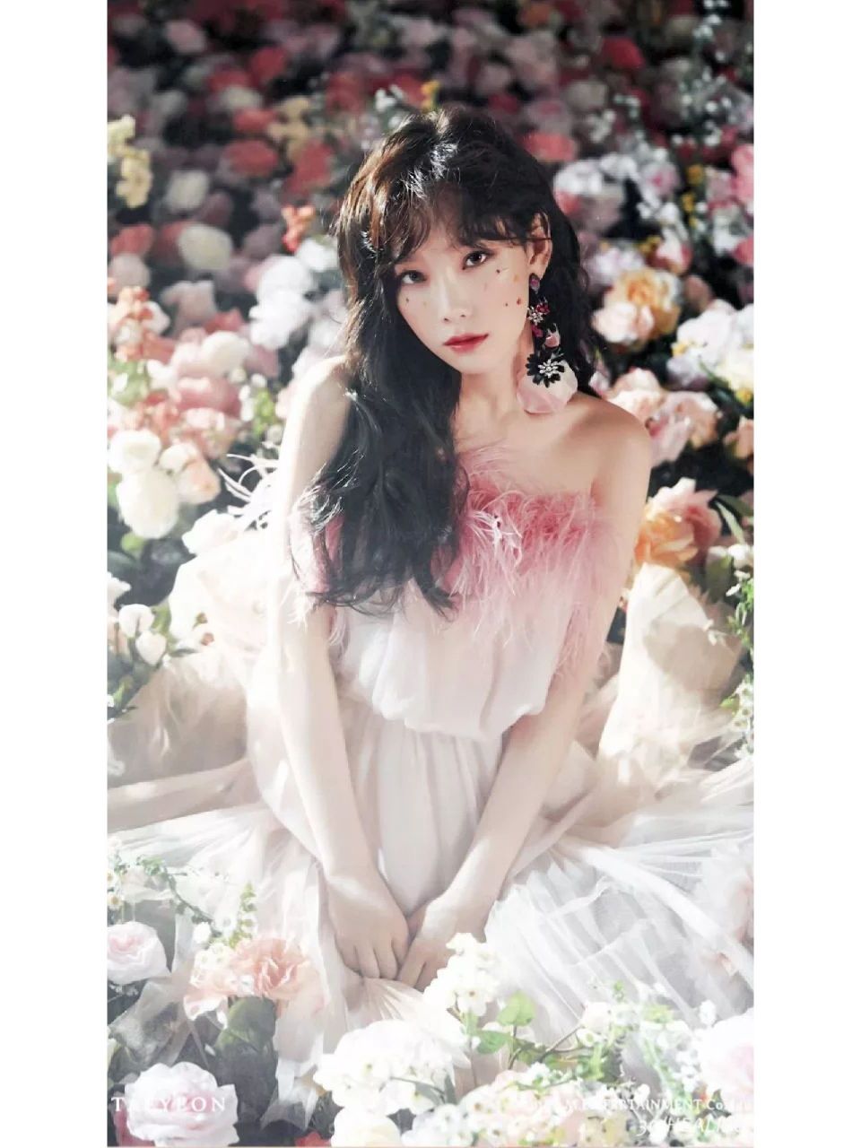 金泰妍《make me love you》壁纸分享