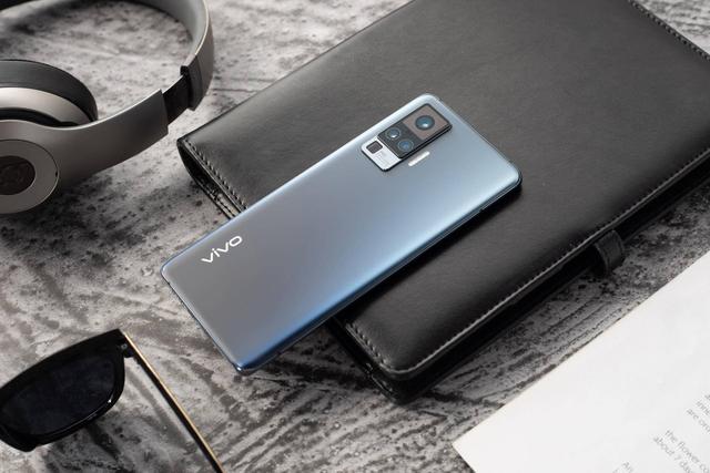 5g手机哪部好?vivo x50 pro引力配色来袭,搭载微云台,实力够强