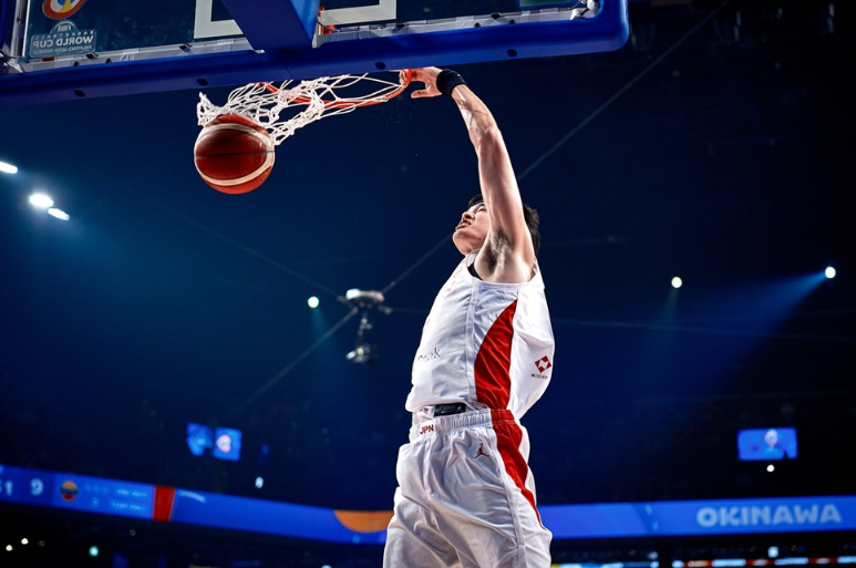 中国男篮坏消息!日本15分逆转委内瑞拉又获一胜 渡边雄太21 8