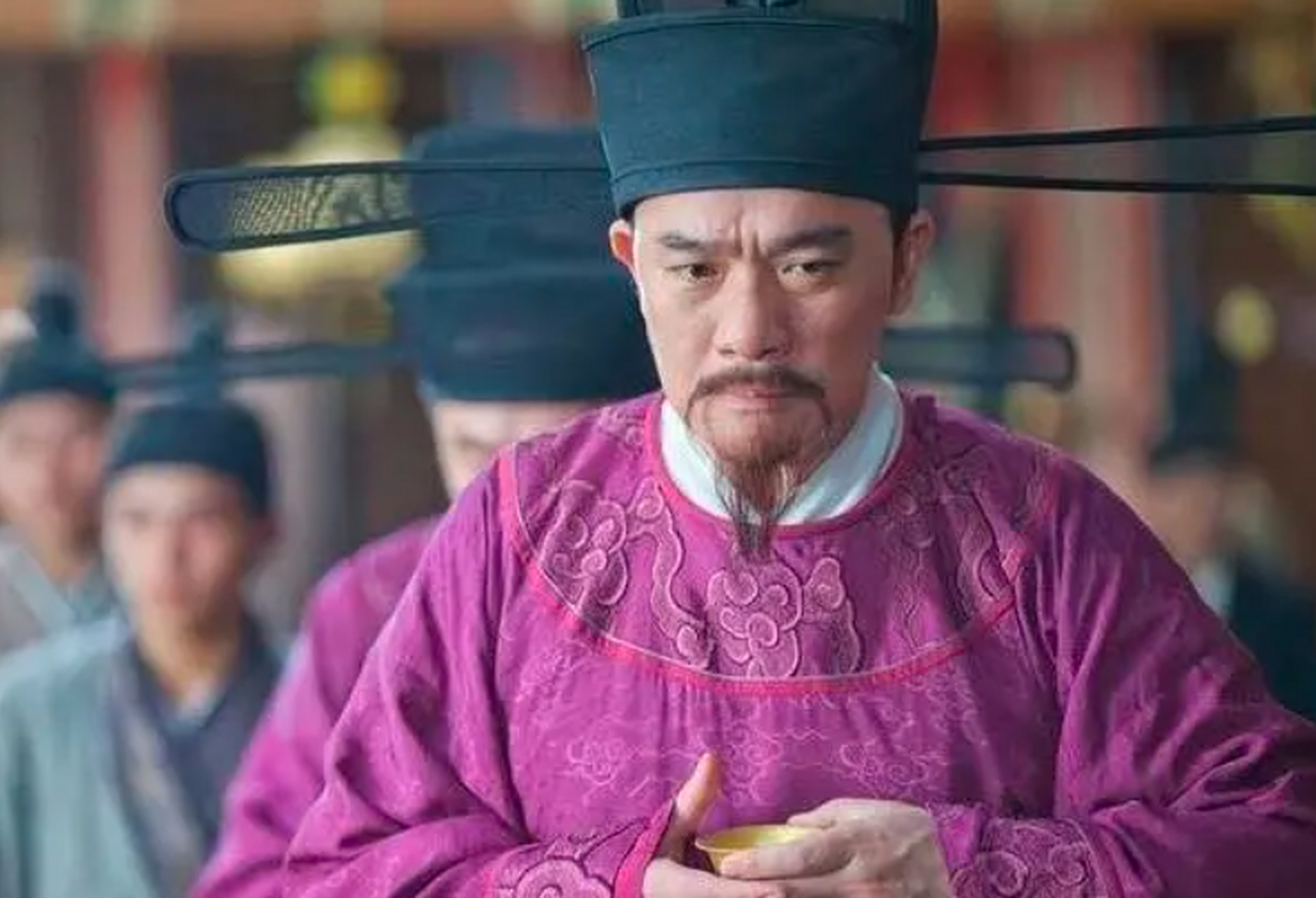 在我国古装电视剧中,我们经常会听到各种各样的官名和古代官府机构的