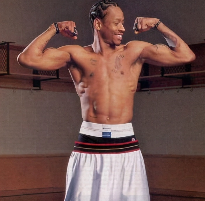 nba最矮的状元艾弗森天赋如何?身材堪称魔鬼筋肉人,臂展惊人