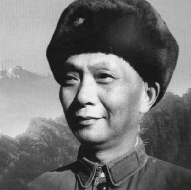 谭希林是军委警卫团团长,顶替过许世友的职务,后来成为开国中将