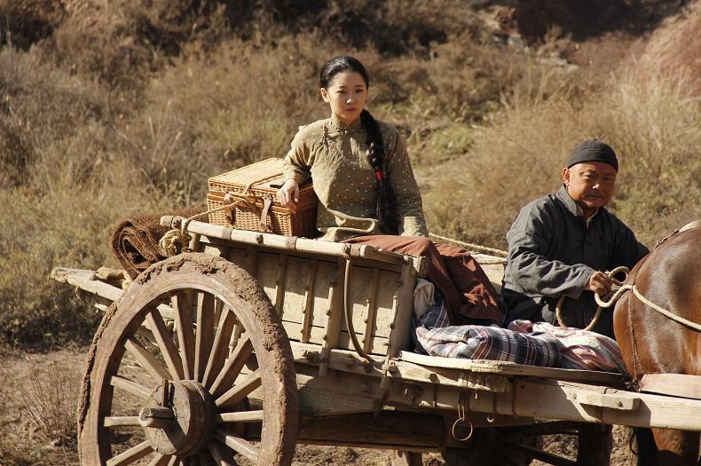 电影《半个月亮爬上来》将于12月3日全国公映