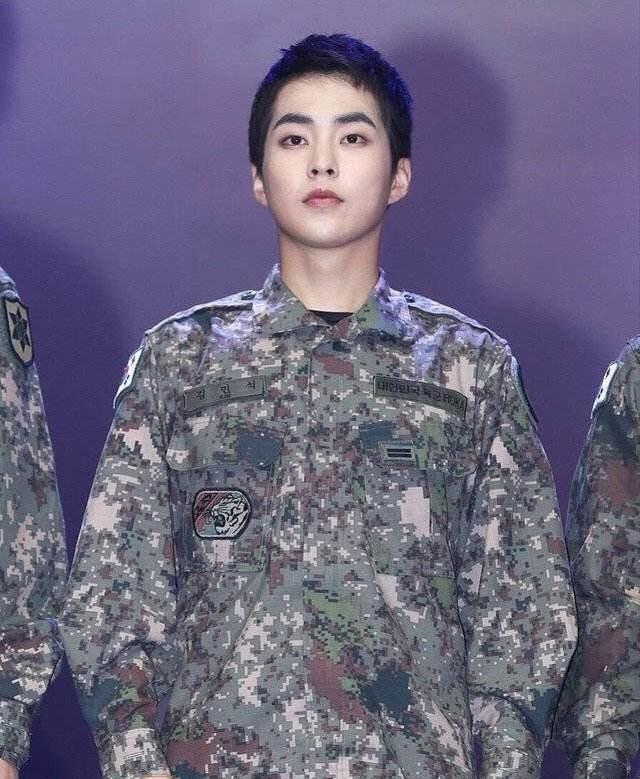 金珉锡即将退伍,exo首位完成兵役的成员,期待全员合体!