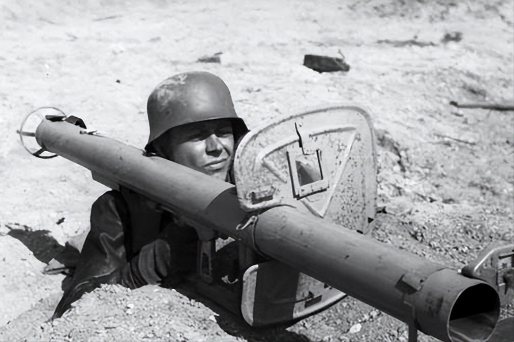 二战搞笑的武器逗比图片