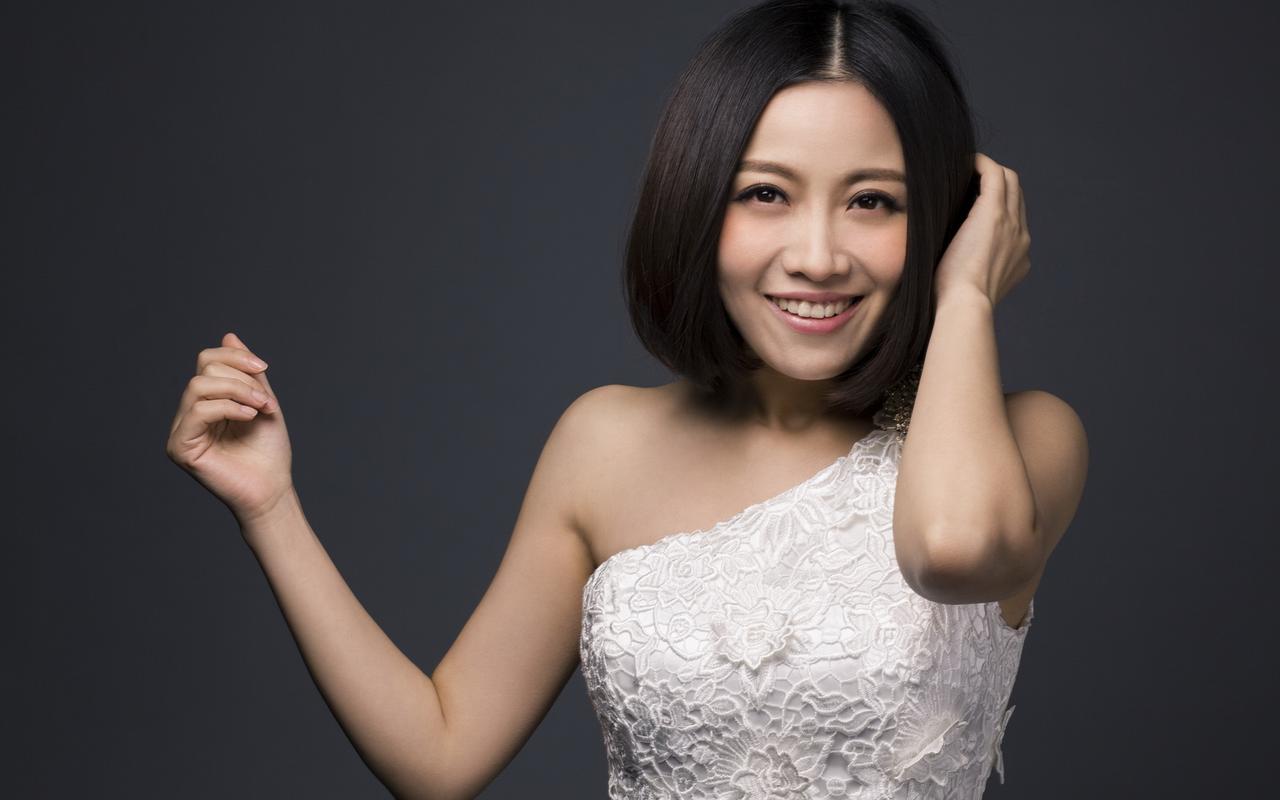 姚贝娜查出乳腺癌时是早期,经过化疗后已痊愈,为何人还是没了?