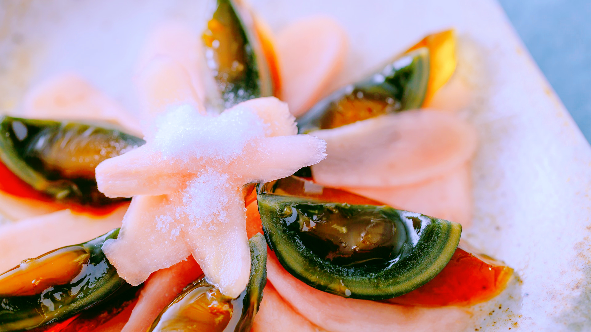 比鲱鱼罐头还臭的腌海雀,味道令人上头,却是爱斯基摩人的美食