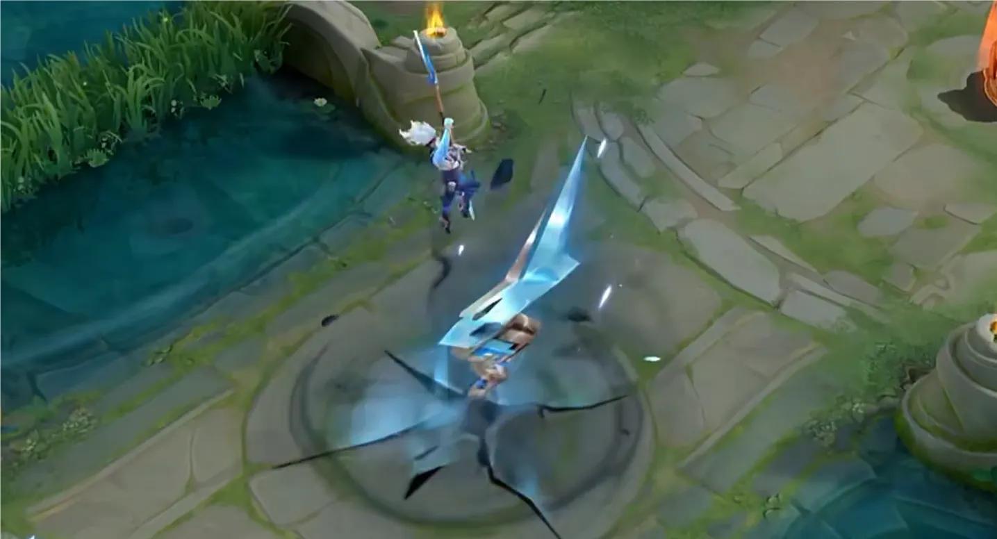 s32赛季首款皮肤就是荣耀典藏,韩信弑枪猎影拥有2种形态,真赞呀