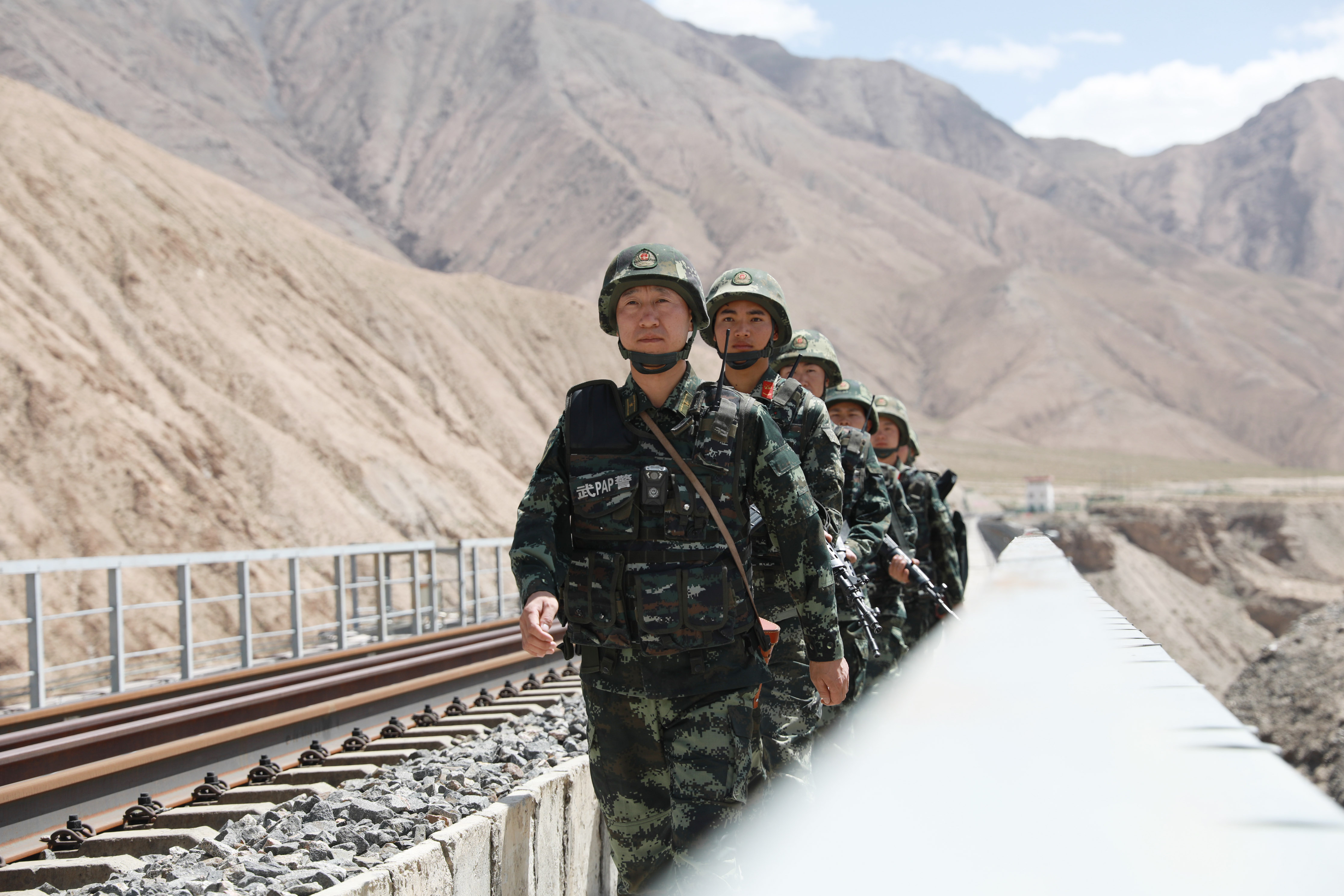 把忠诚镌刻在天路上——记武警青海总队执勤支队执勤二大队大队长杨富