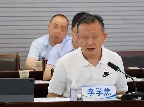 回顾"宜宾高启强"曹培均被捕,情绪失控供出保护伞,仍难改命运