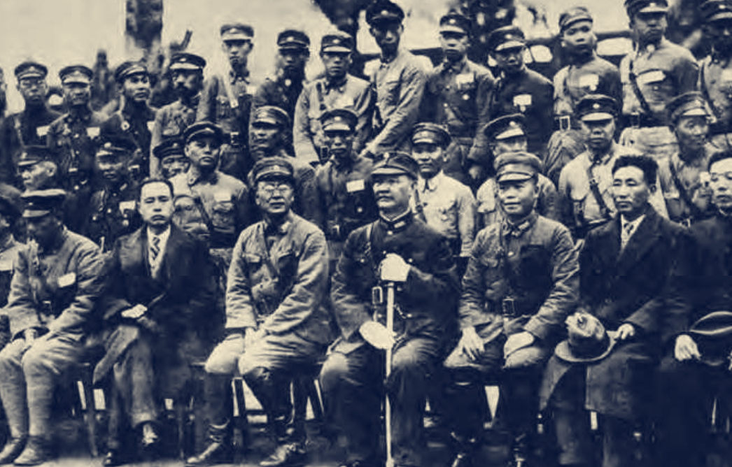 两广事变中,击败陈济棠拿下广东的老蒋,却为何不敢进攻李宗仁?