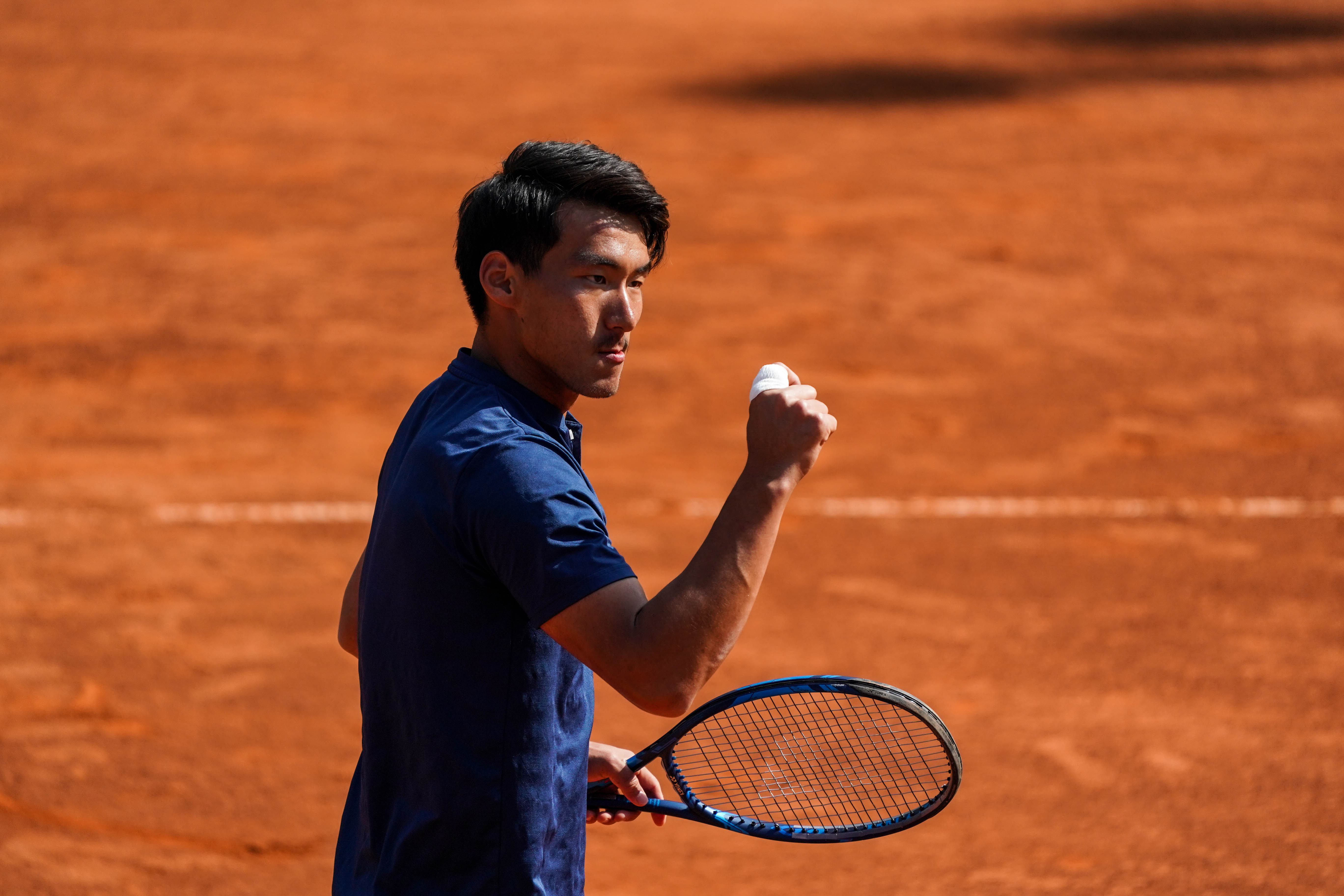 网球——2021中国巡回赛安宁站:布云朝克特晋级决赛