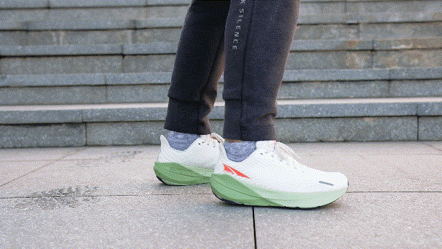 "零落差"家族的叛逆小子:4mm落差altra奥创fwd experience跑鞋