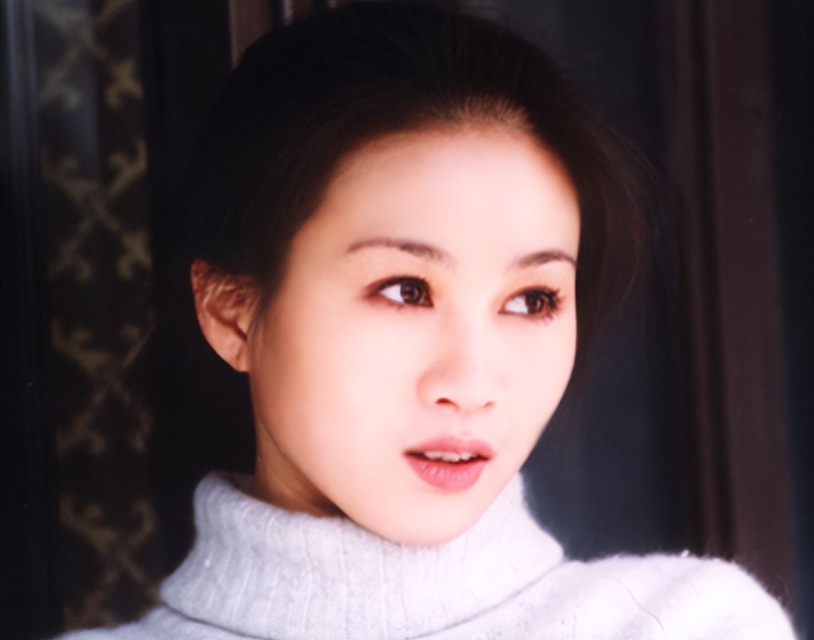 "央视最美主持"蒋梅今何在:人和集团非执行董事,夫妇常驻澳洲