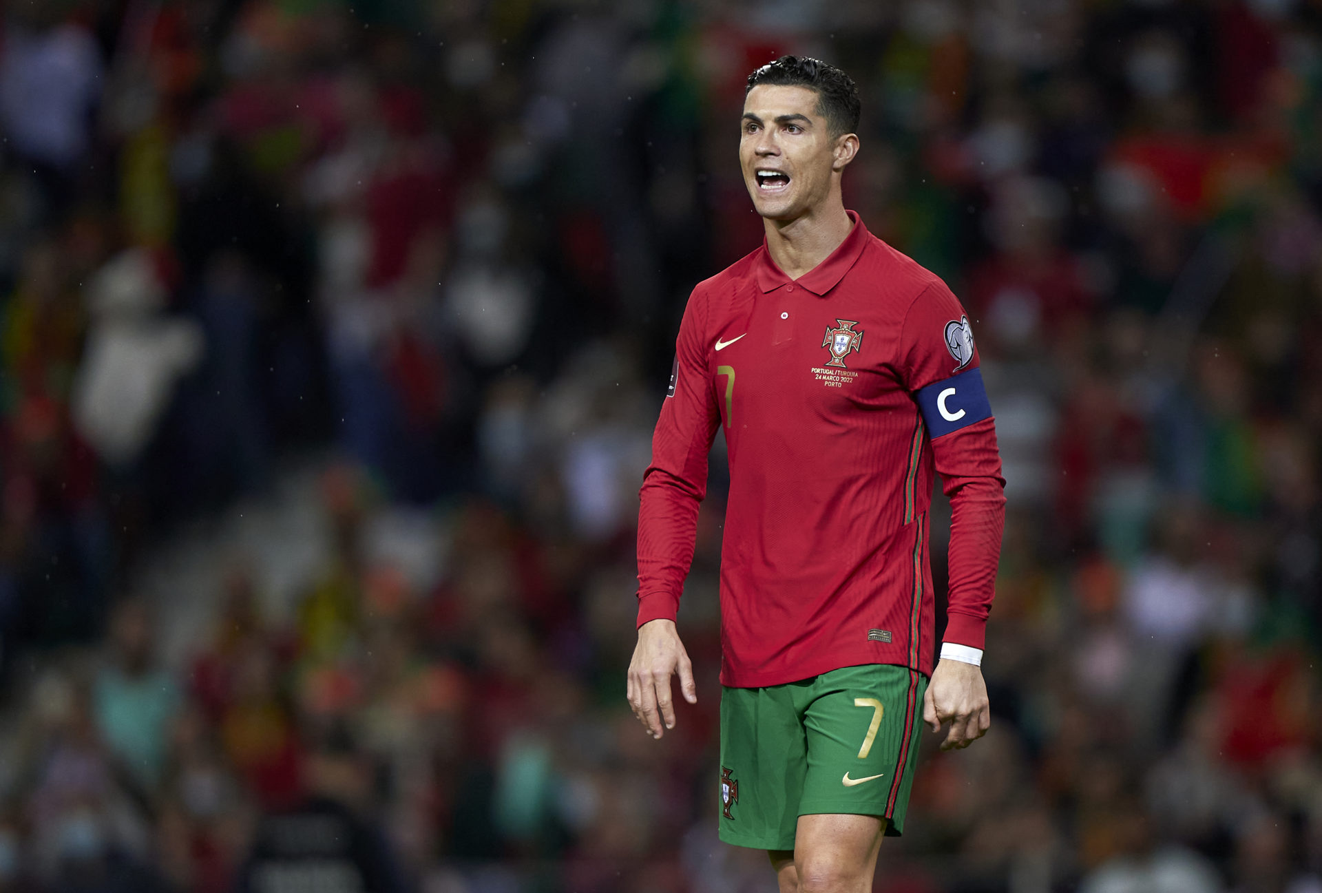 c罗躺赢!葡萄牙3-1晋级决赛,世界杯在望,年轻球员立大功