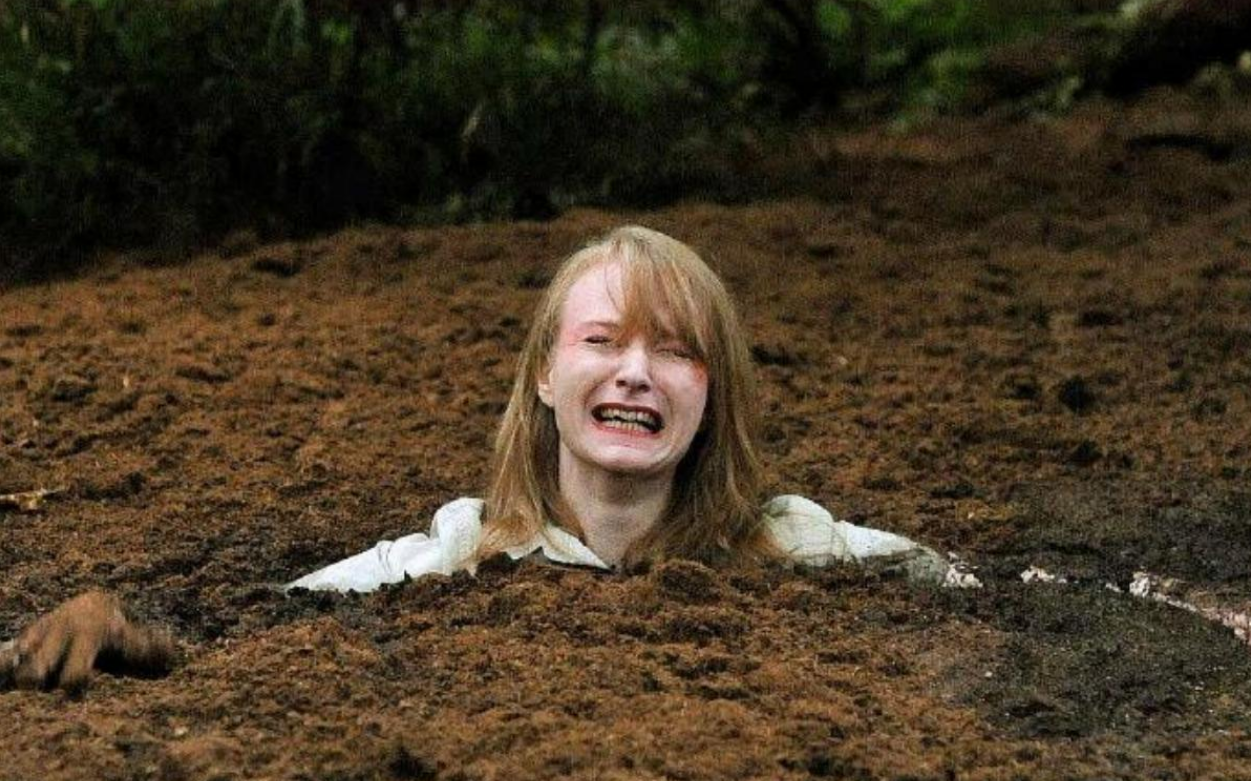 如果不小心掉入流沙内,该如何实现自救?