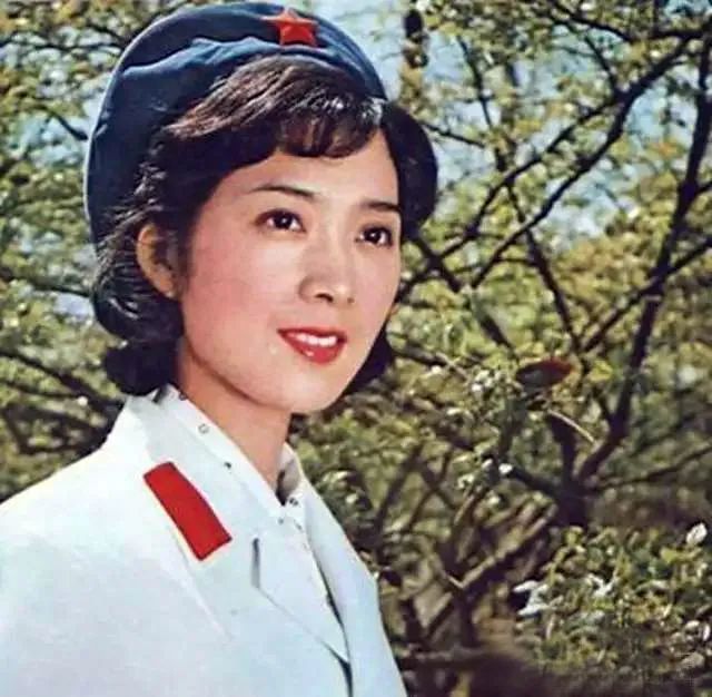 80年代军服图片