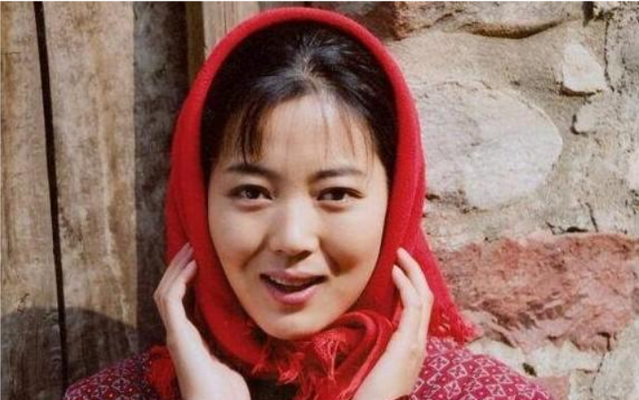 回顾王茜华和周京离婚20年,她嫁导演舍命产子,他娶小6岁知识女性