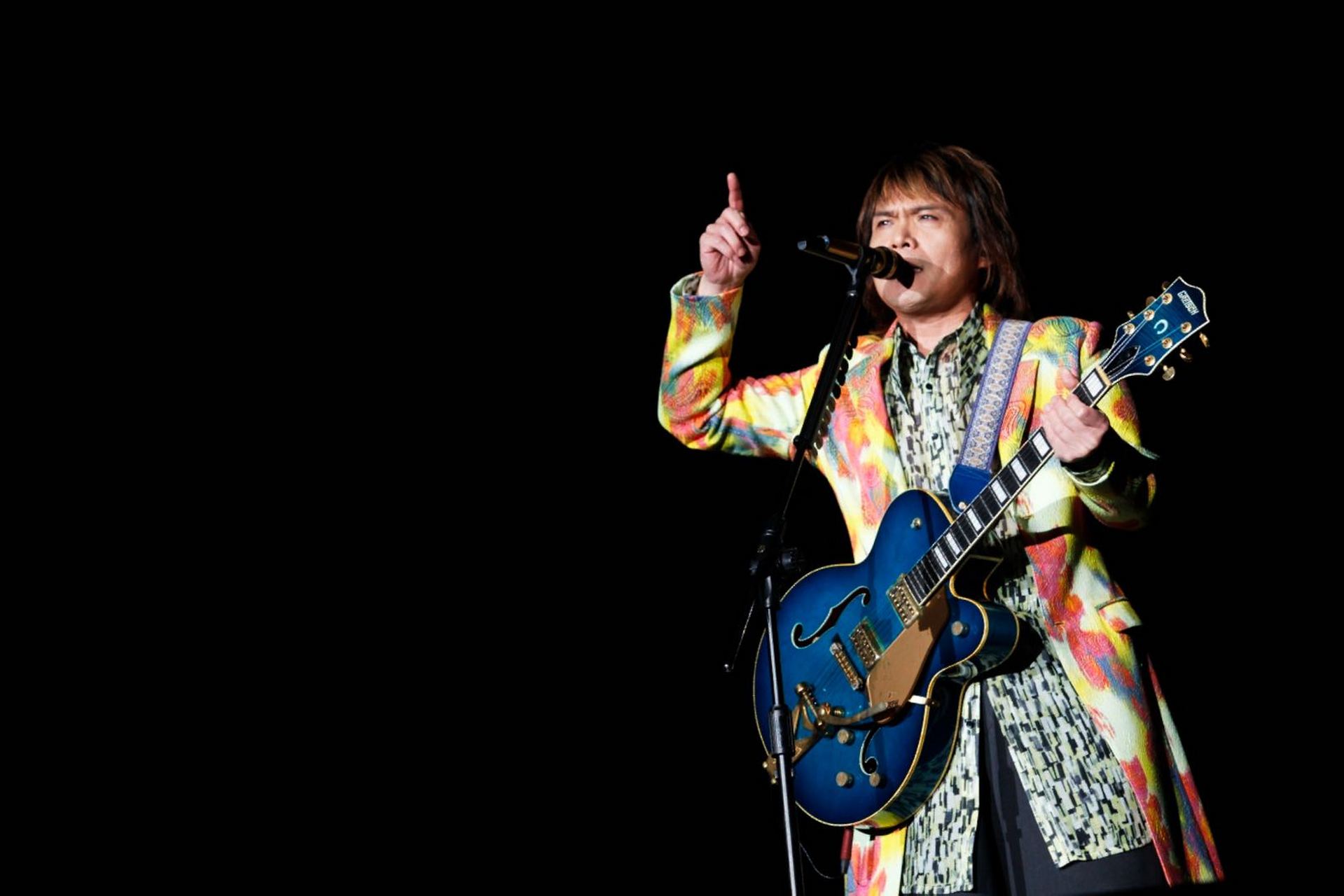 55岁的伍佰为何还没有过气?