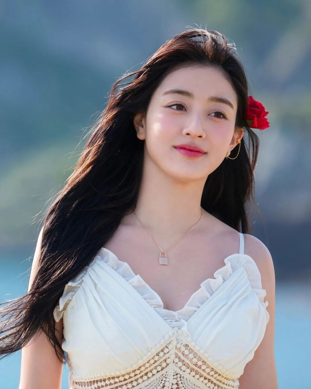 性感大妈,身材丰满的朴志效!