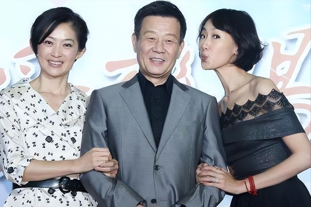 寇世勋与双妻的和谐生活我身上楼上楼下维系了这个多重情感
