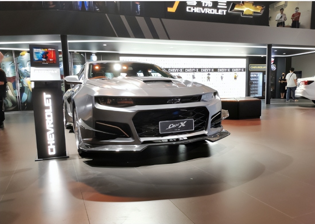 两门迈锐宝xl亮相成都车展!官方改装套件上身,美式肌肉车风格