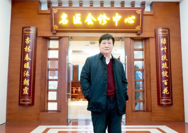 81岁国医大师陈绍宏,仍坚守临床一线,他是如何保持健康体魄的?