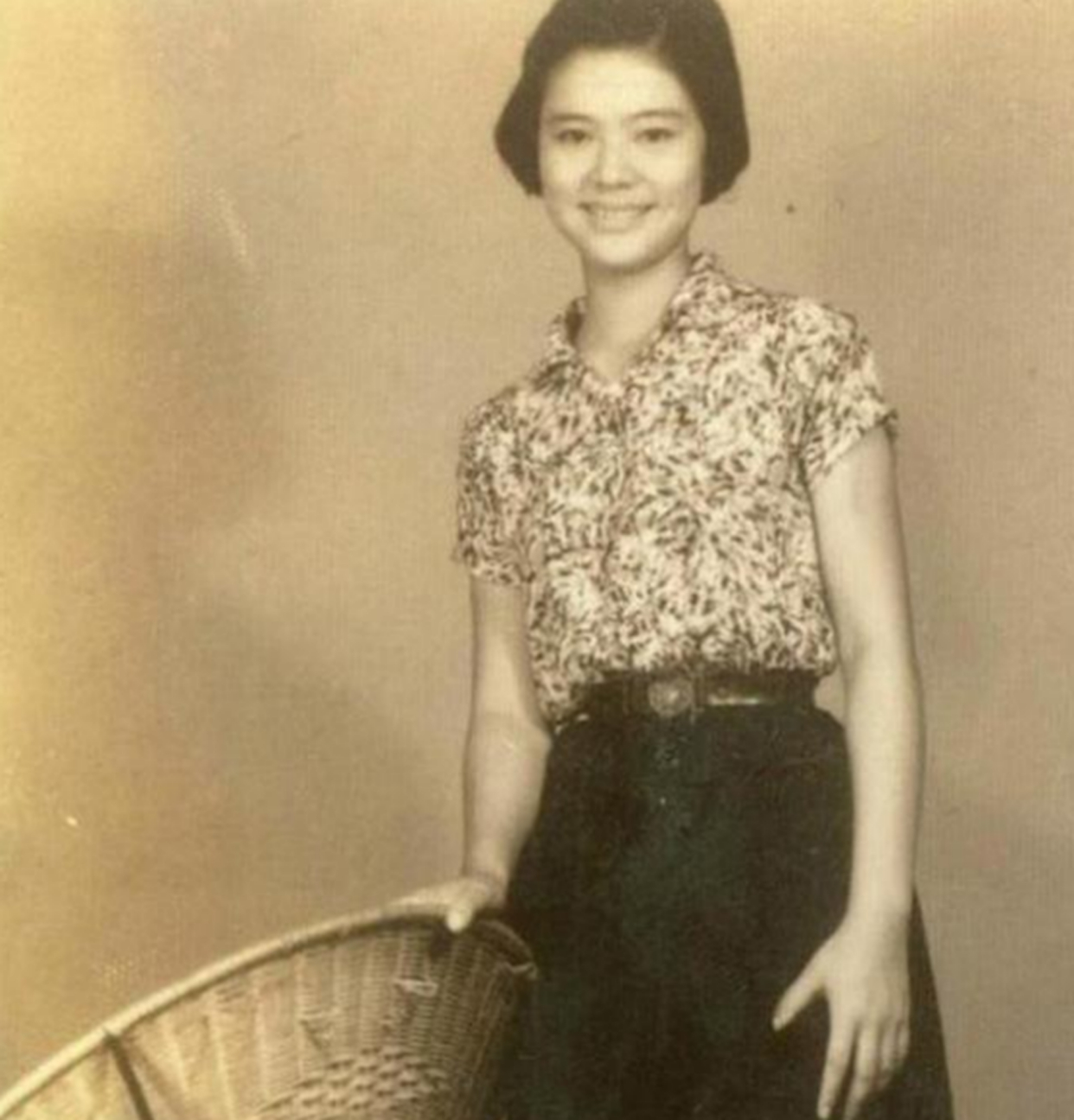 第一代琼女郎归亚蕾,22岁拿影后,因丈夫一句话50年不拍吻戏